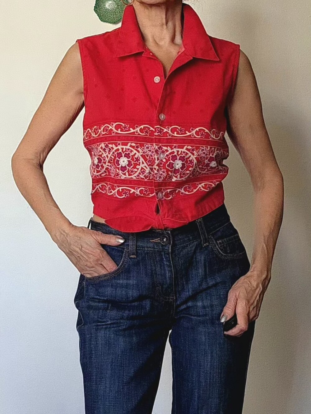 OP Red Cropped Sleeveless Collared Button-Up Top with Bandana Print